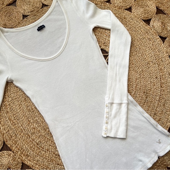 American Eagle Thermal Henley - Picture 2 of 5